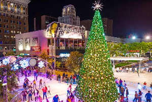 Christmas-Tree-at-Cityscape-in-Downtown-Phoenix-Cheapest-Time.jpg
